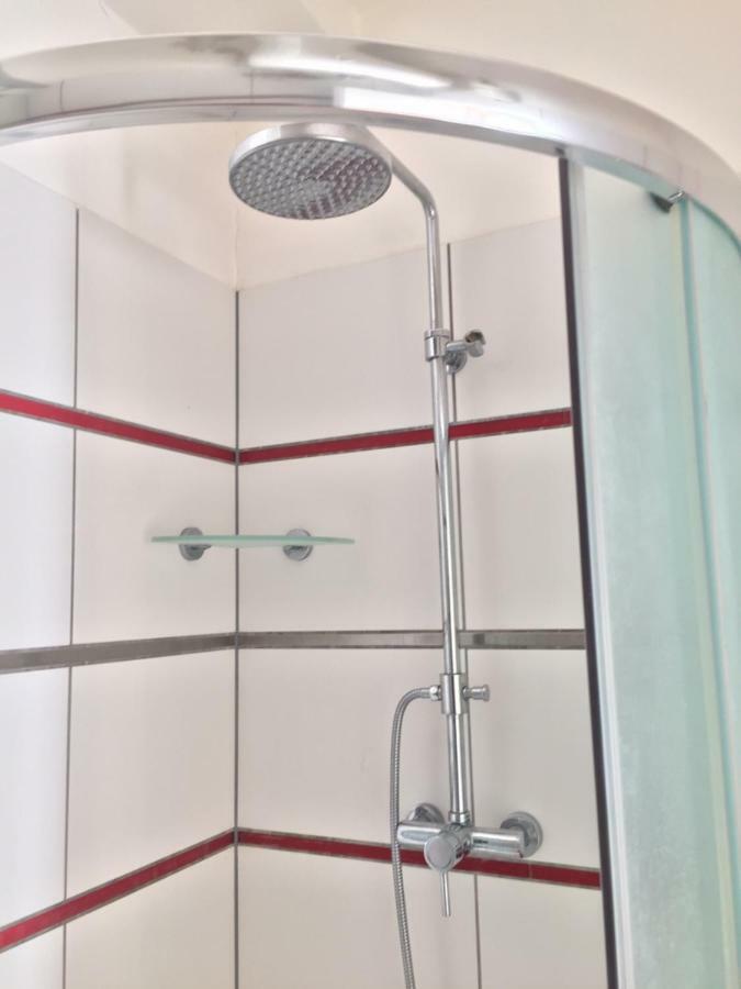 Krasny Apartman U Lesa, Trolejbus Do Centra A Bvv, Parkovani Zdarma Брно Экстерьер фото